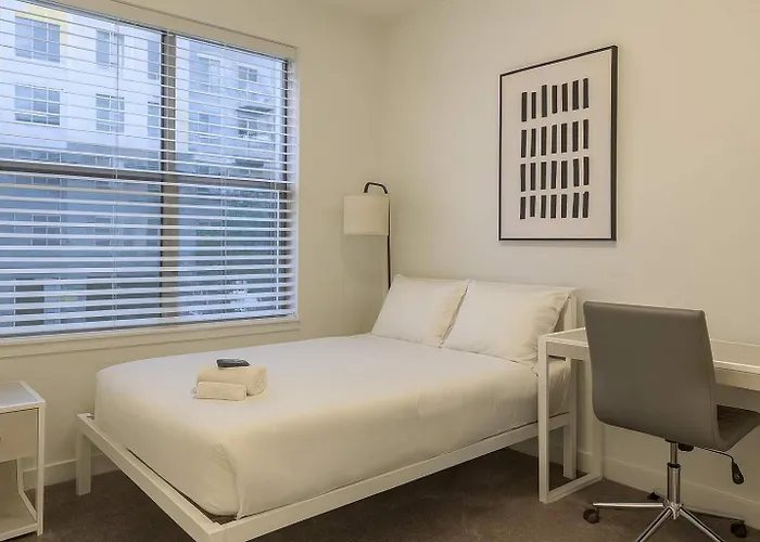 Boulevard Modern 1br Asu Pool Gym 07 Appartement