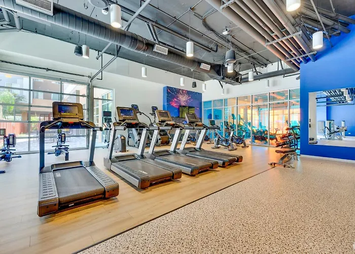 Boulevard Modern 1br Asu Pool Gym 07 *